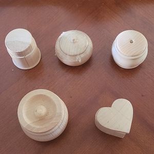 🧚‍♀️3/$15🧚‍♀️Wooden small storage boxes.